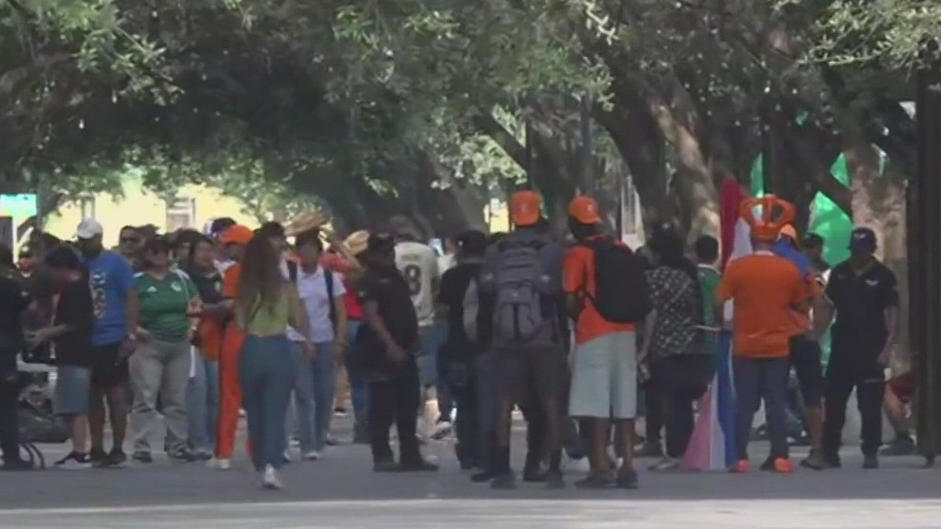 Arriban Aficiones de Marruecos y Países Bajos en Parque Fundidora en Monterrey