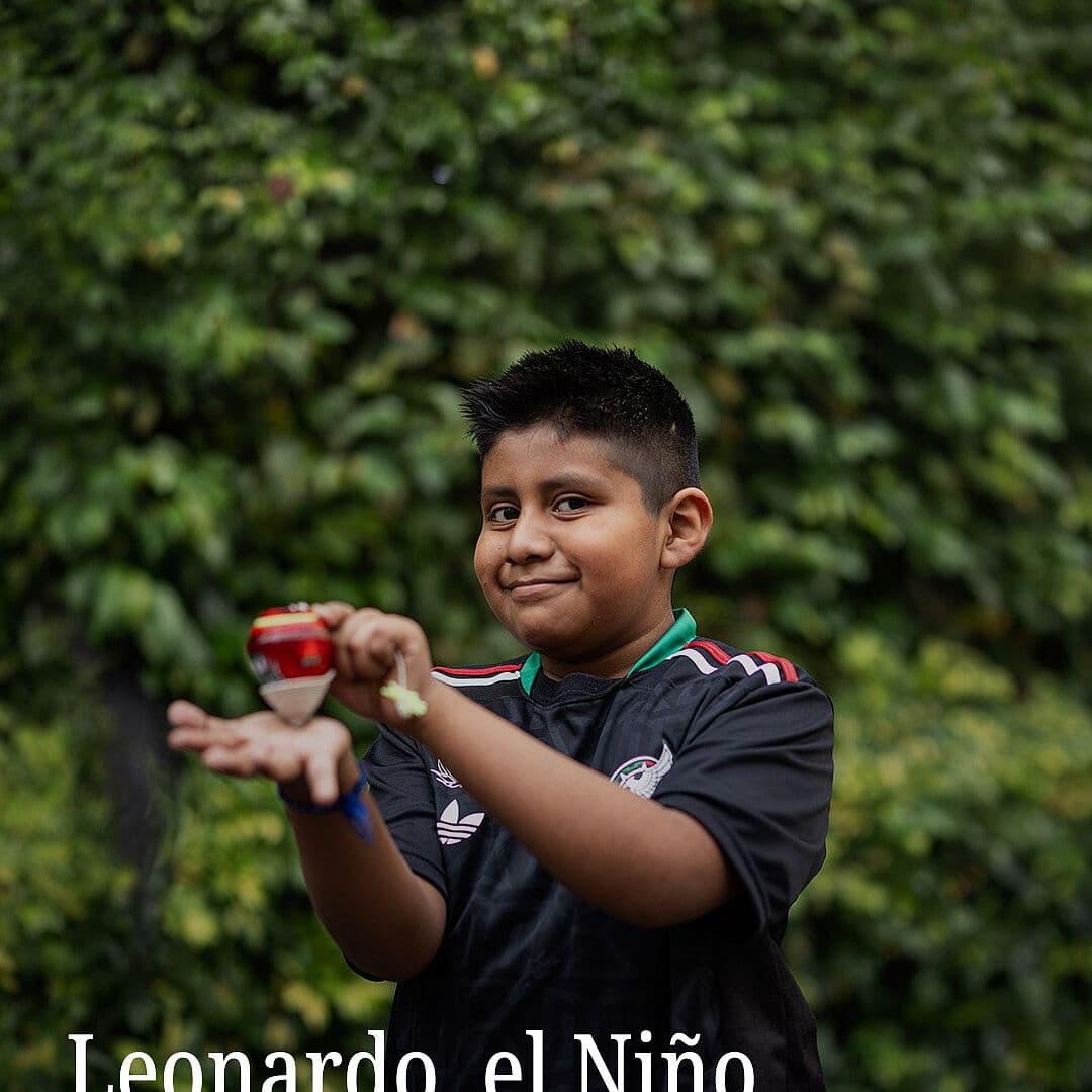 Leonardo, el Niño Amante del Trompo