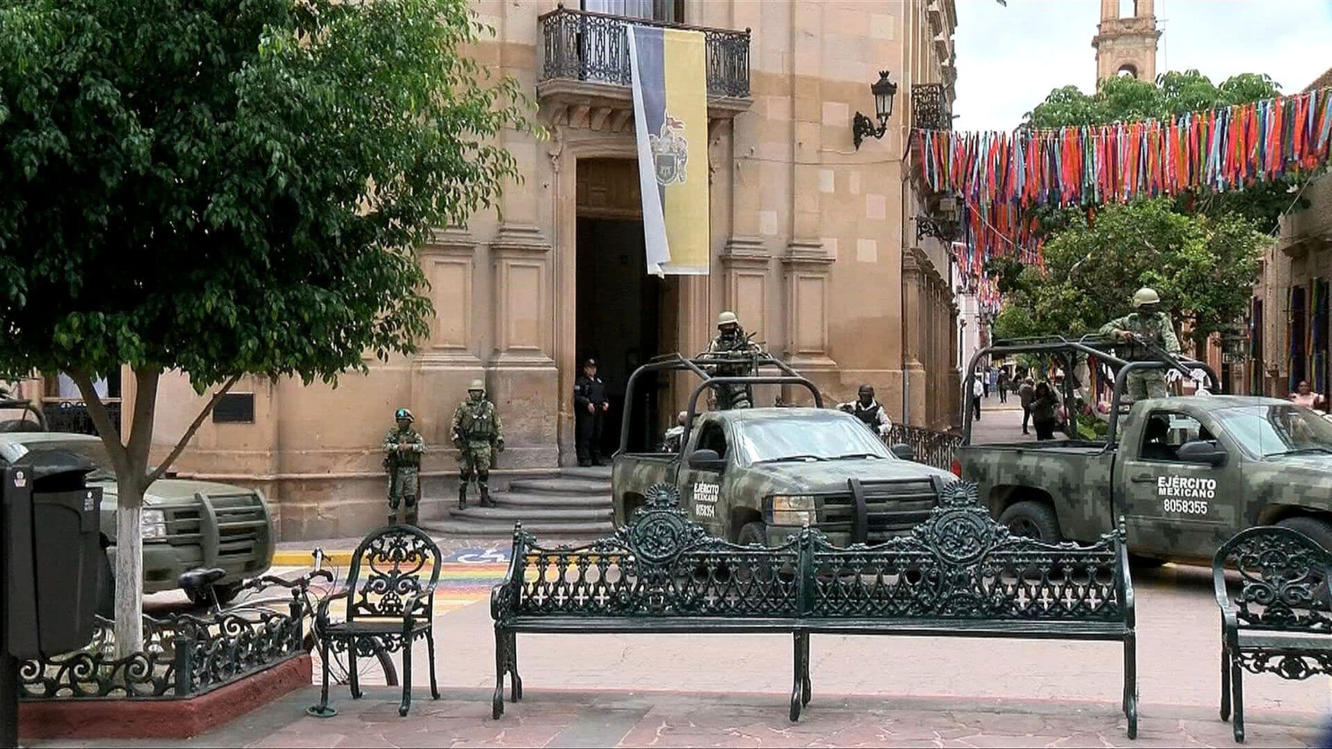 Buscan a 'Los Caballeros de la Noche'; Cazan y Atan a Ladrones en Lagos de Moreno