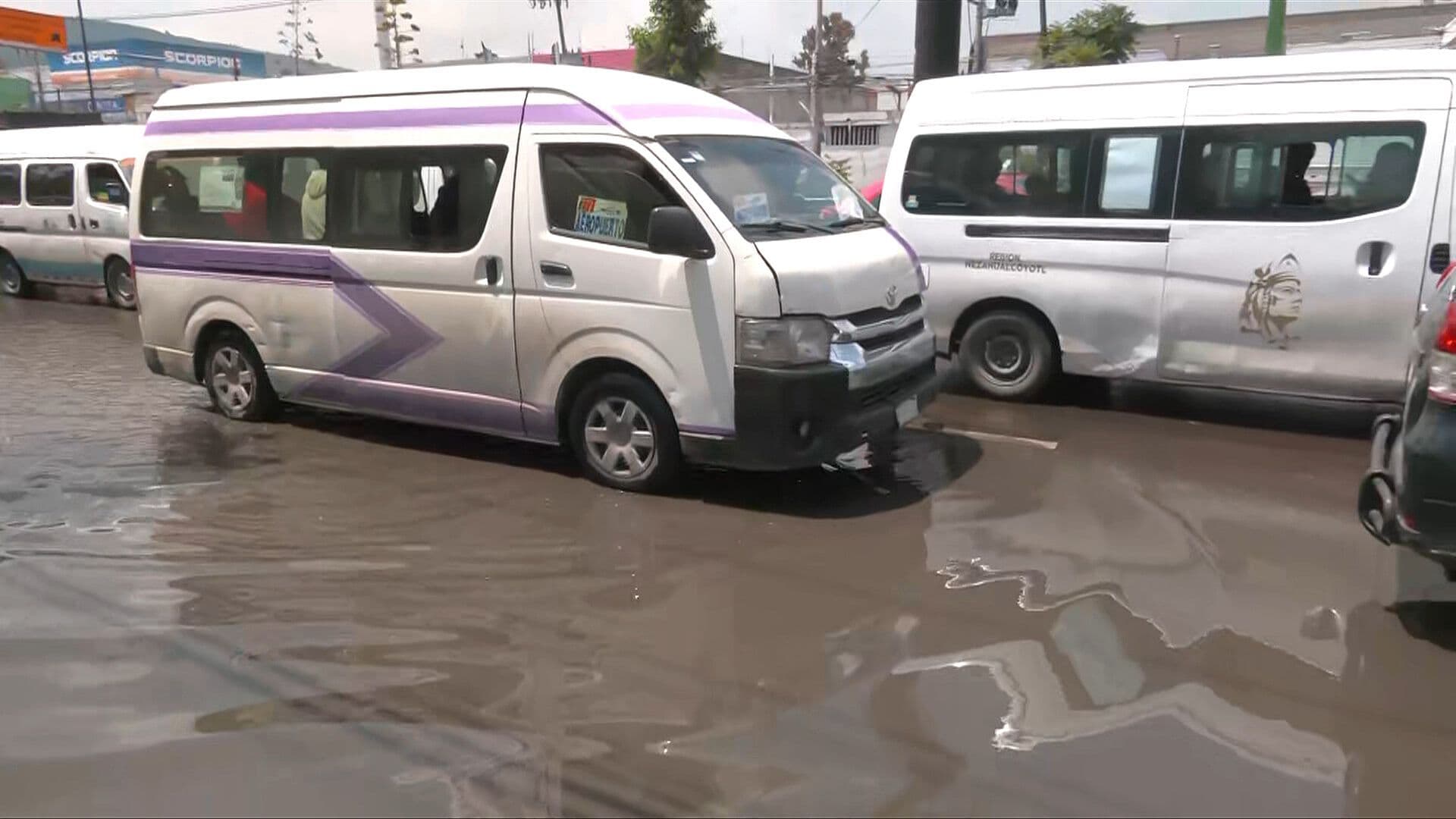 ¿Qué Pasó en la México-Puebla?; Fuertes Lluvias Dejan Encharcamientos