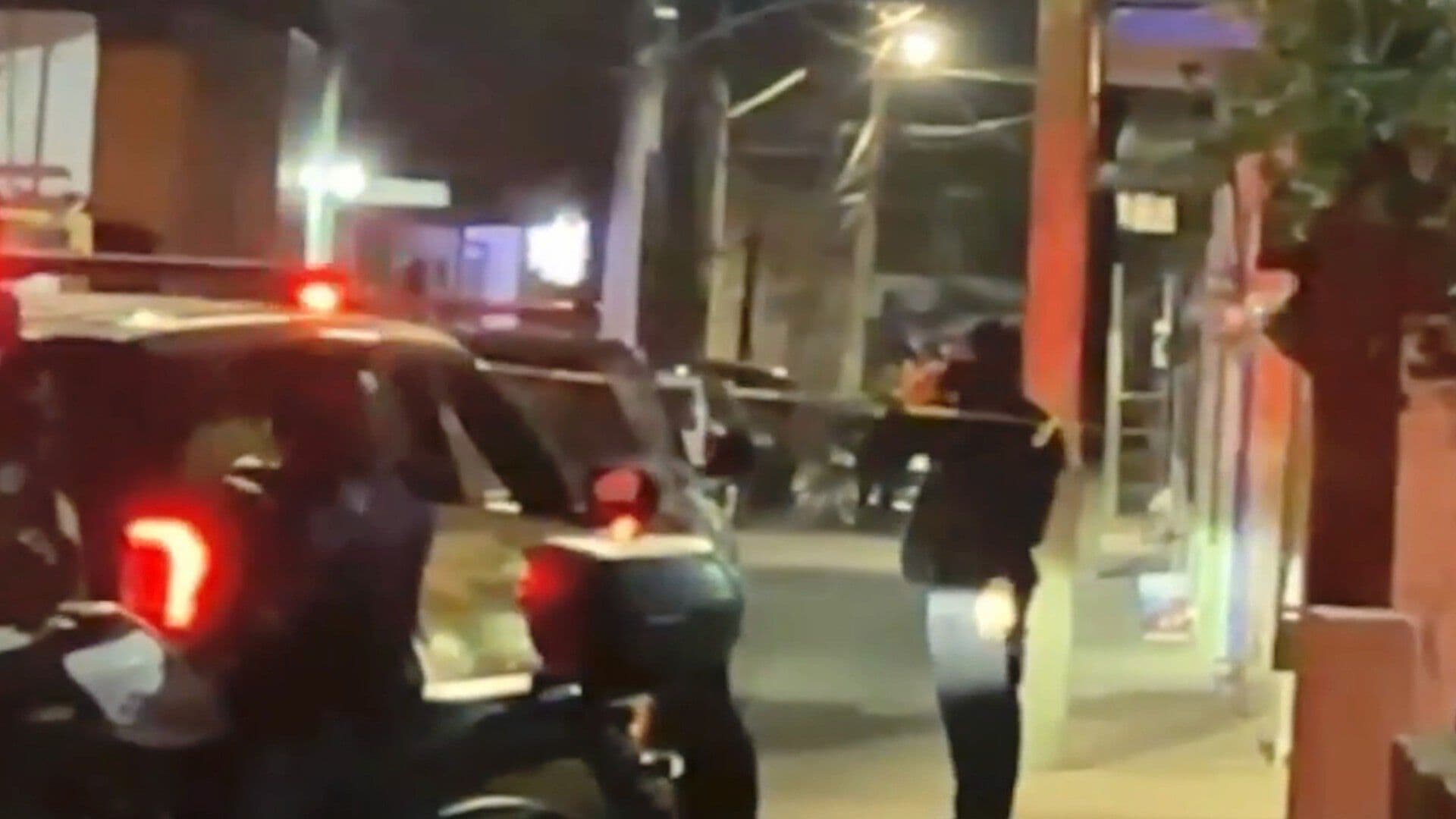Balean Fachada de una Vivienda en Irapuato Guanajuato; Propietario Sale Ileso