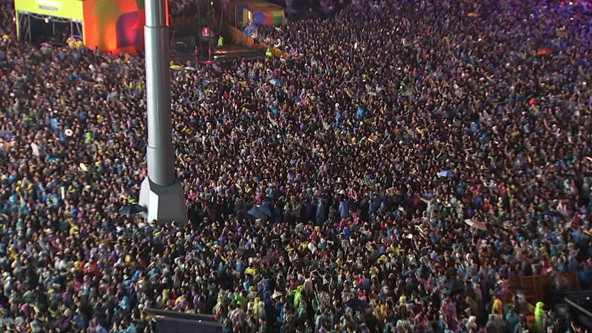 Karaoke Monumental en el Zócalo: Aficionados de la Selección Cantan y Arman Gran Ambiente
