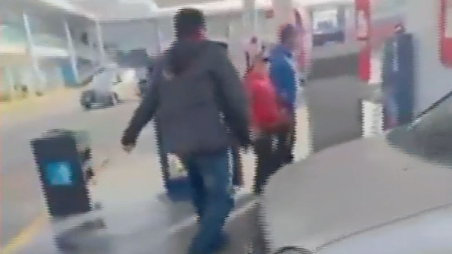 Reportero Agredido Personal Gasolinera Billete Falso Diagonal Defensores de la República Puebla