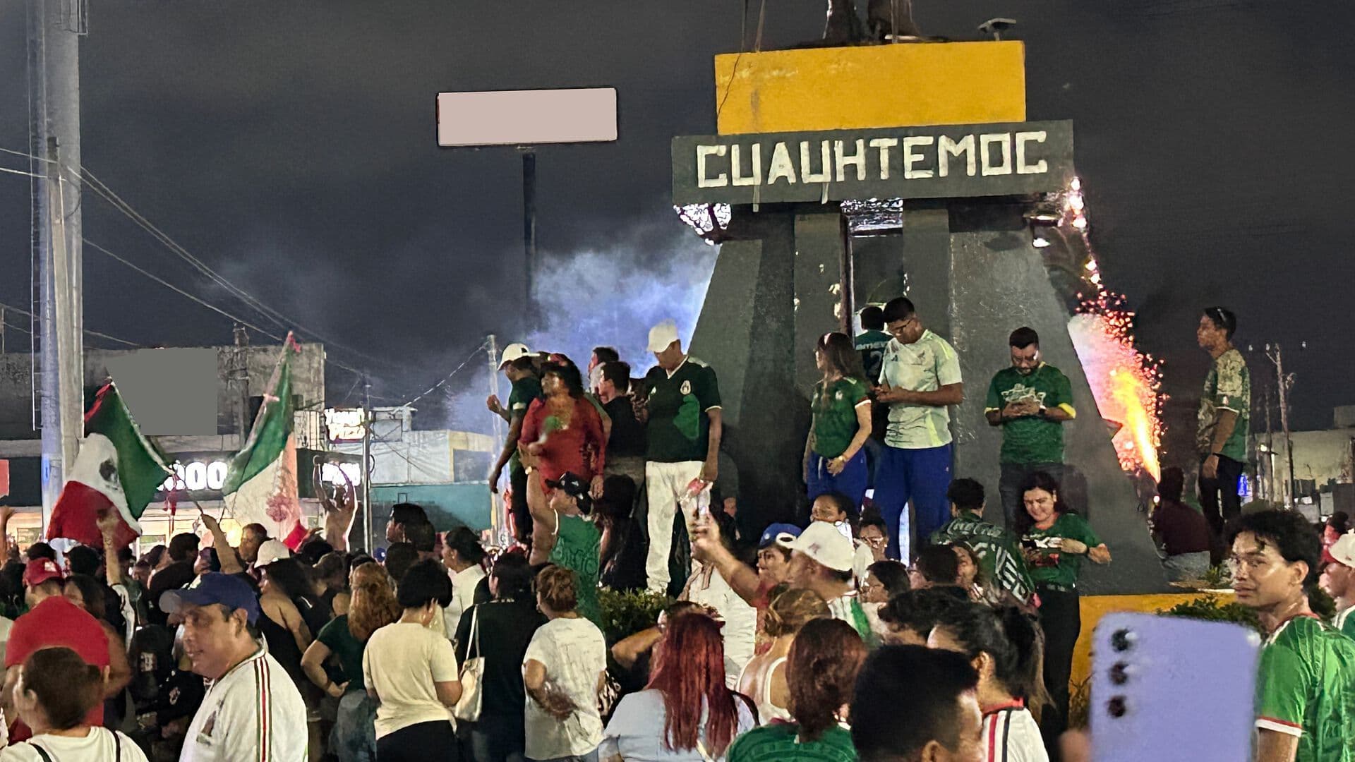 Así se Vivió en Estatua Cuauhtémoc Veracruz el Triunfo de la Selección Mexicana