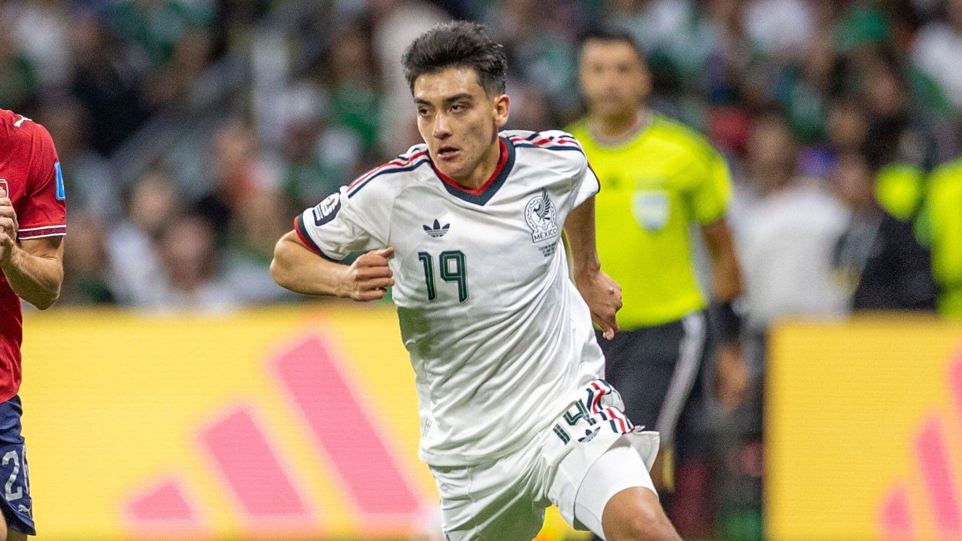 Gil Mora, El Segundo Titular Más Joven en Juego de Eliminación Directa en Mundiales