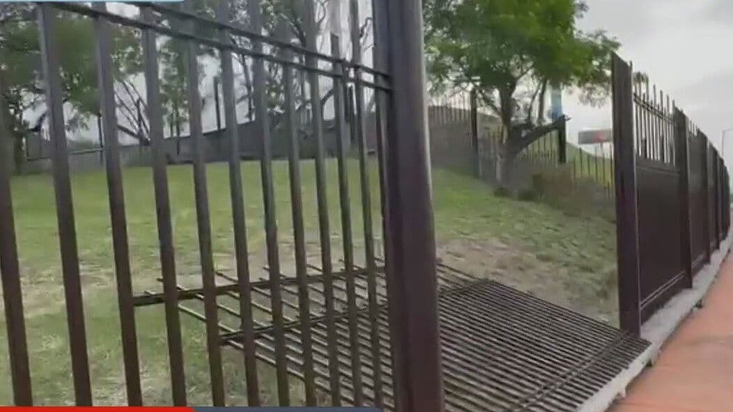 Amanece con Infraestructura Dañada y Basura en Parque Fundidora en Monterrey