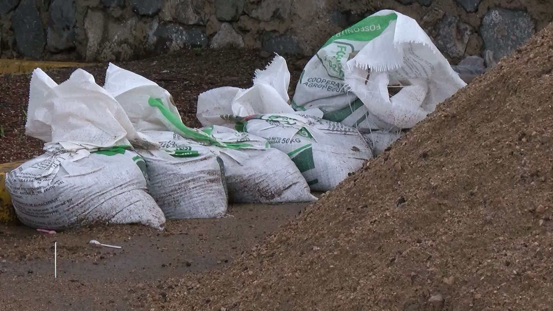 Protección Civil Dispone de 4 Mil 500 Costales para Temporada de Lluvias