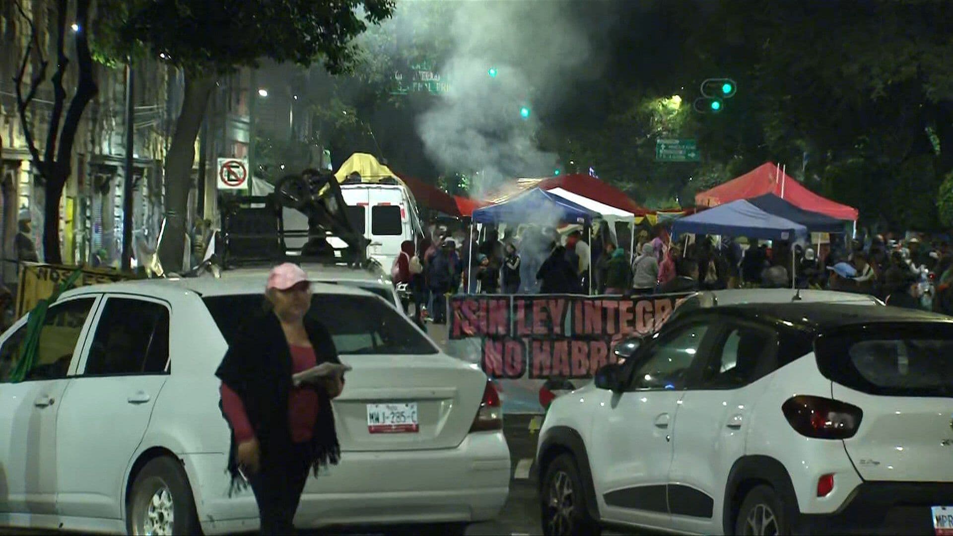 Cambia la Ruta: Manifestantes Extienden Bloqueo afuera de Segob, ¿Qué Exigen?