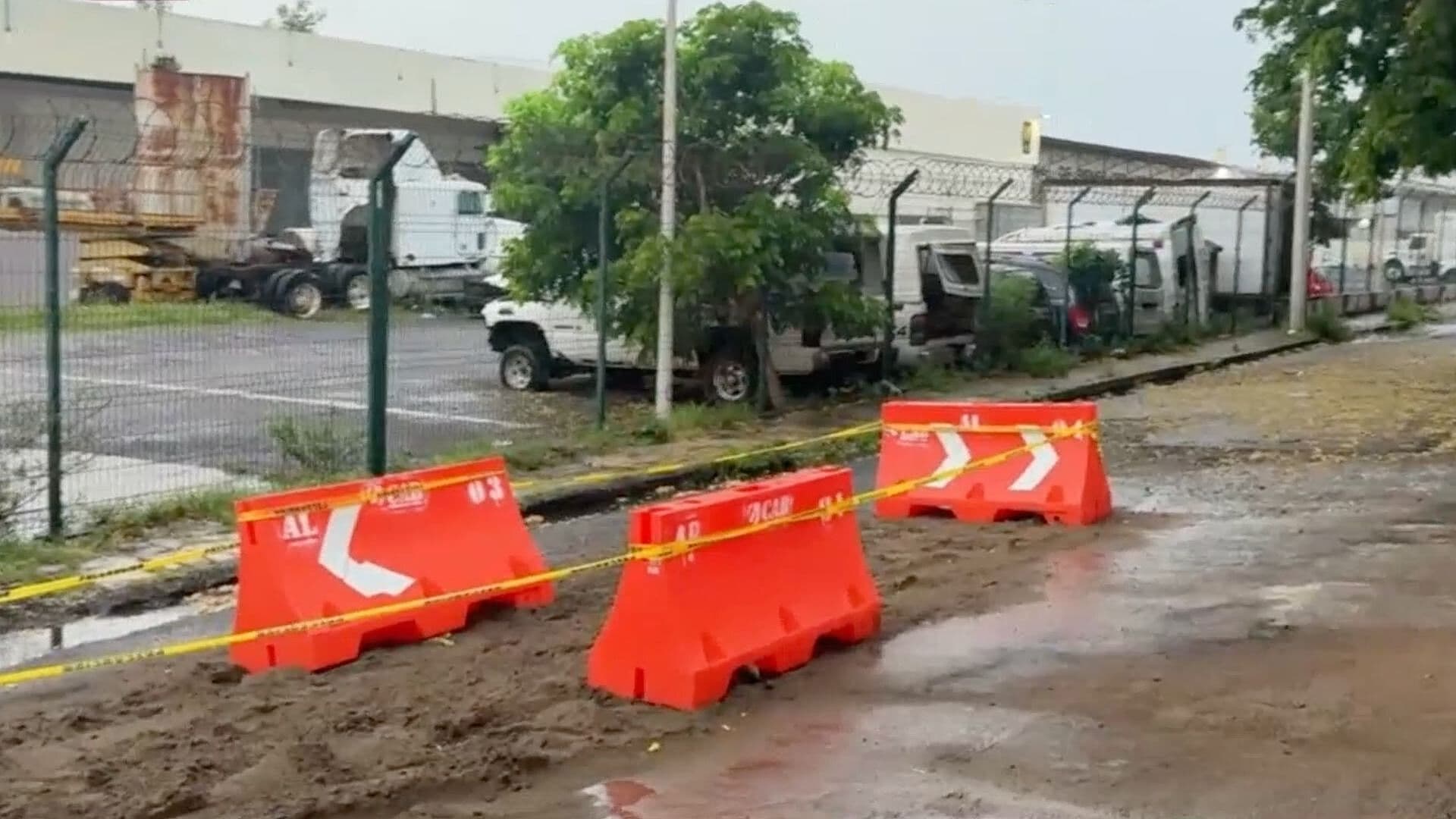 Obra Provoca Cierre Vial en Avenida 20 de Noviembre en Boca del Río Veracruz Ruta Alterna