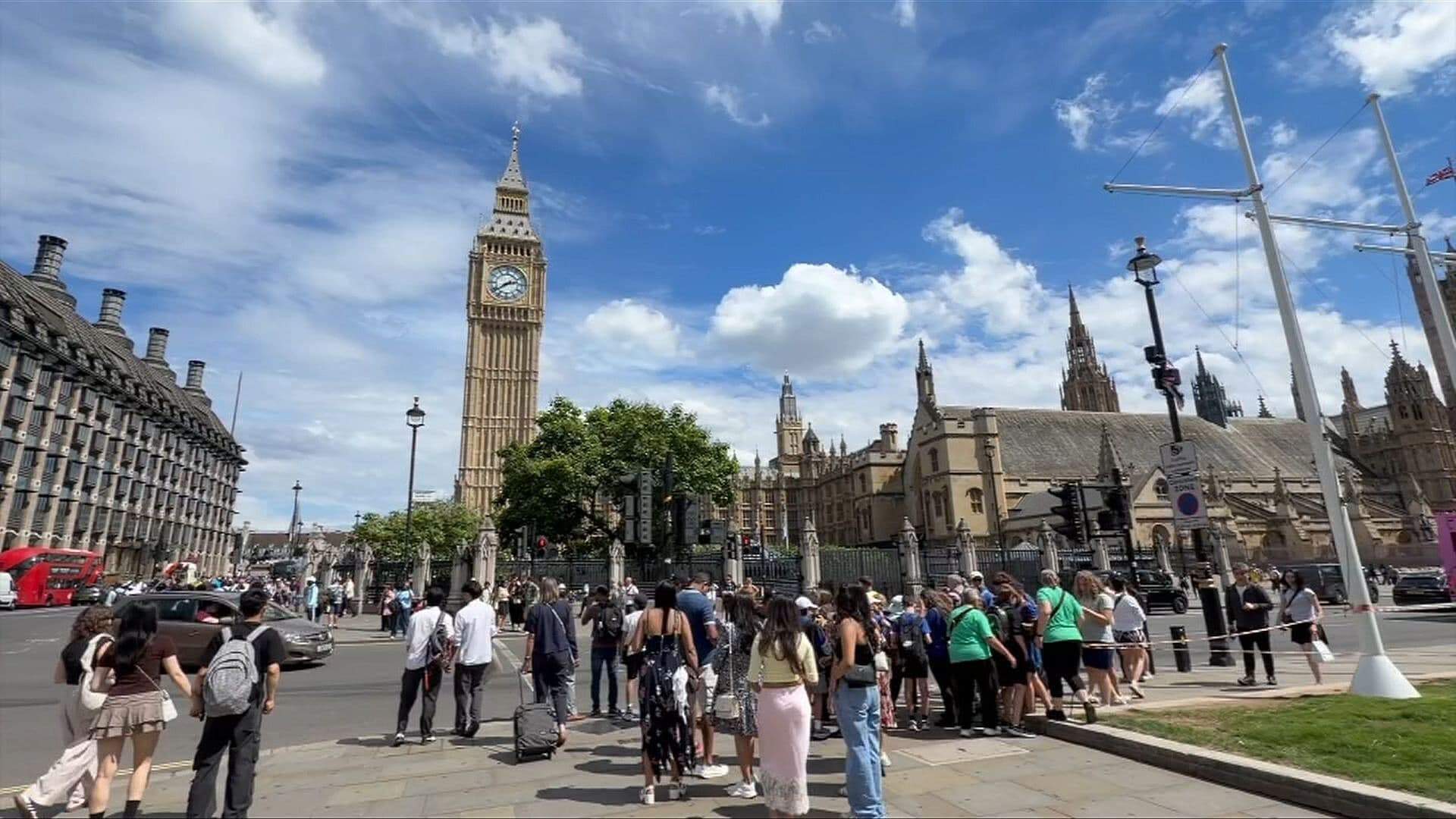 Asesinato de Menor en Inglaterra Enciende Alarmas en Parlamento del Reino Unido