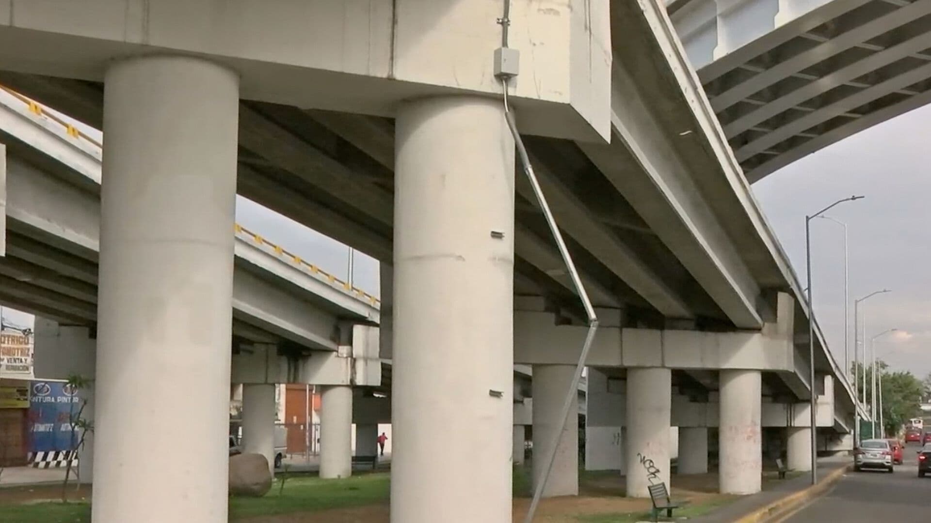 Robo de Instalación Eléctrica Deja a Oscuras Entronque de Amalucan en la Ciudad de Puebla