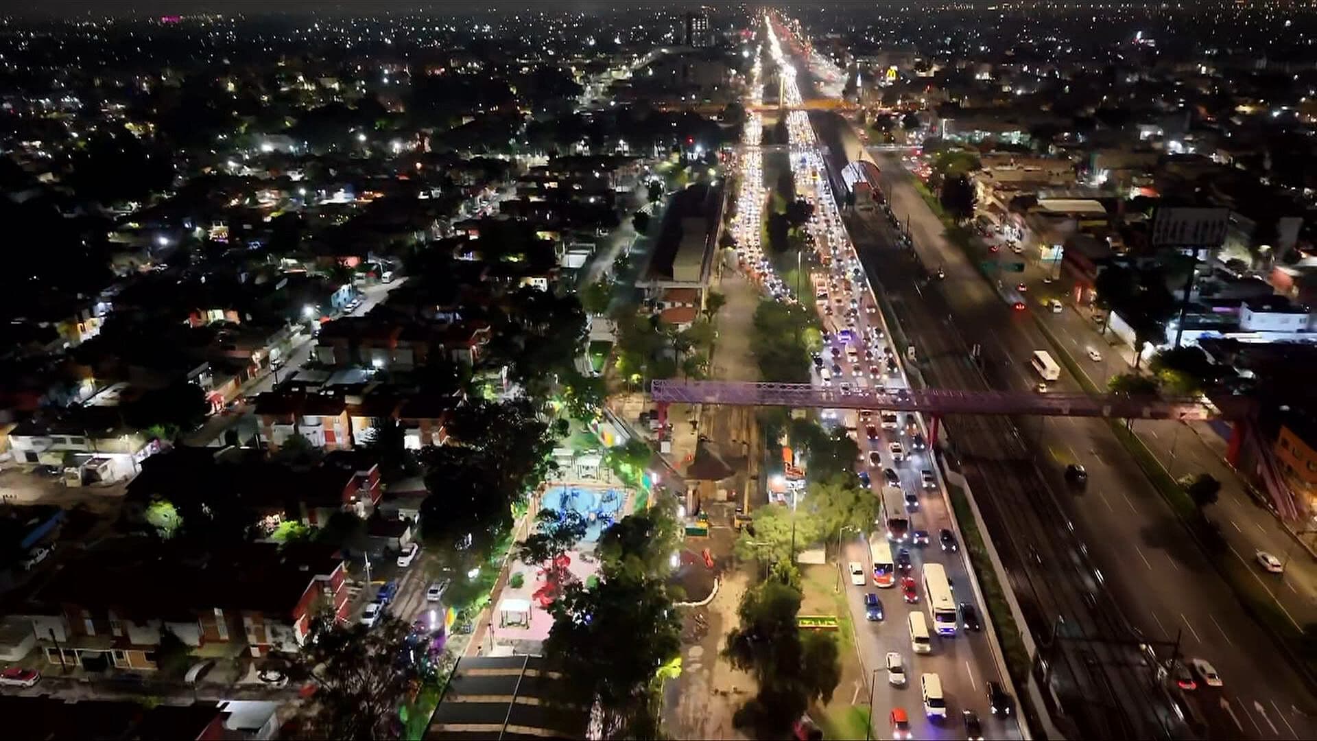 Desde el Aire: Así se Ve el Caos Vial en la Calzada Ignacio Zaragoza, ¿Qué Pasó?