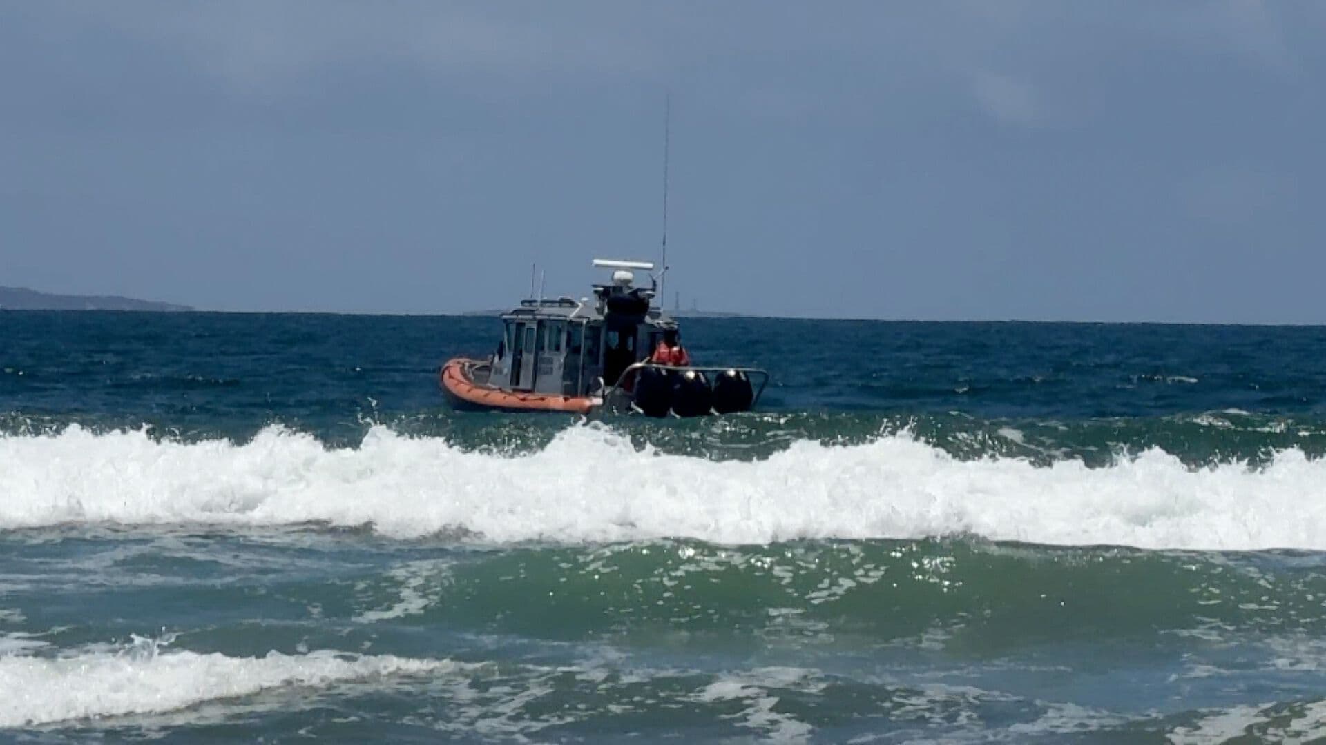 Marina Refuerza Vigilancia en Playas de Ensenada por Vacaciones de Verano