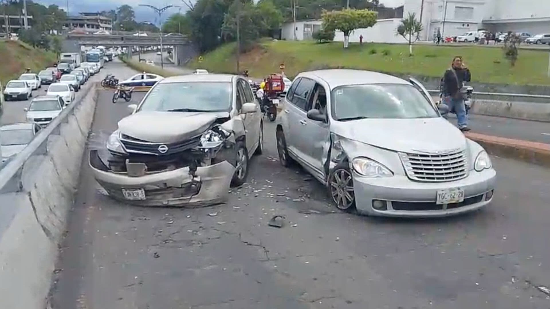 Mujer Resulta Lesionada tras Choque en el Bulevar Tratados de Córdoba Veracruz