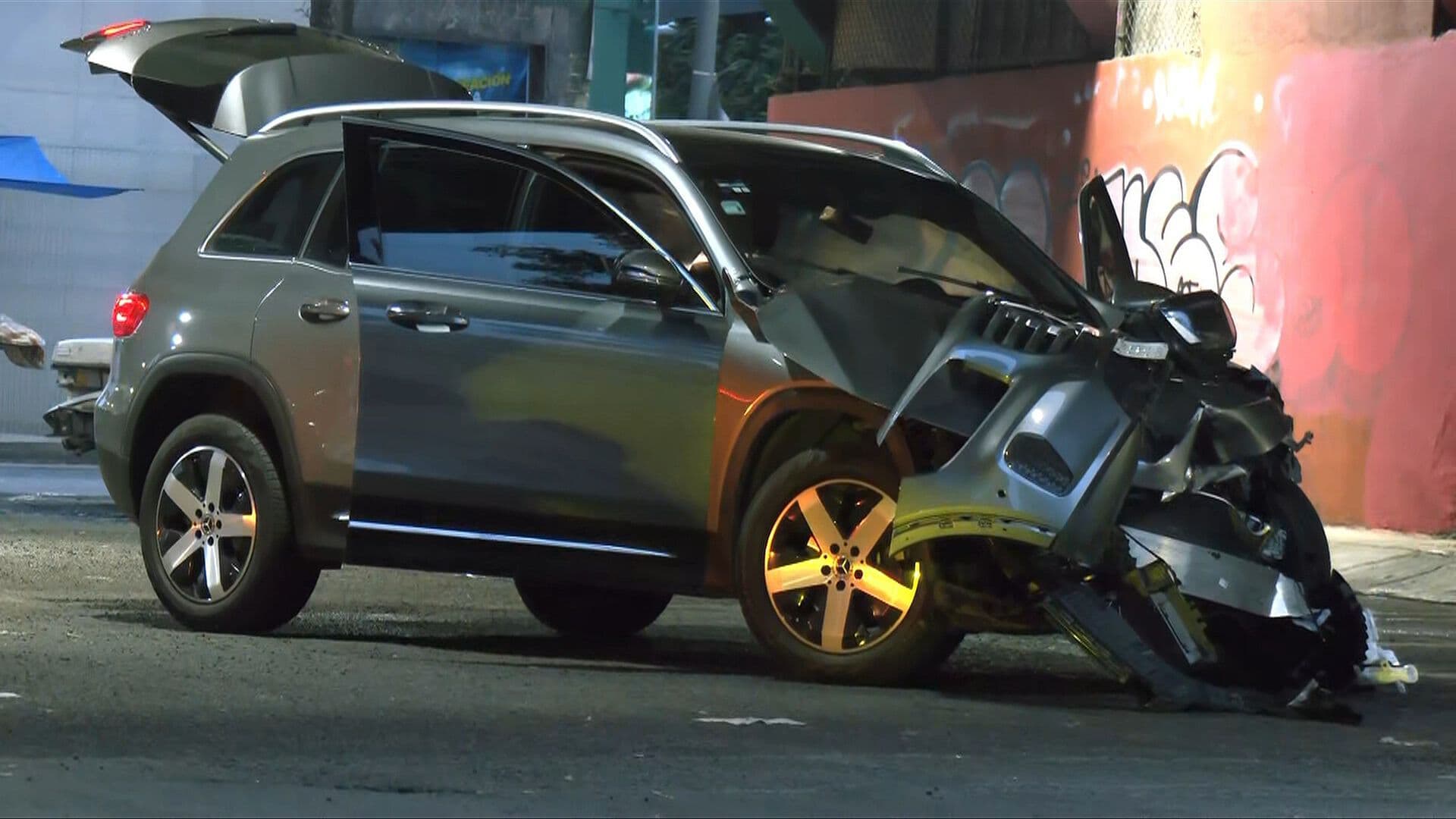 Aparatoso Choque Hoy en Avenida Aquiles Serdán; Esto Pasó en Azcapotzalco