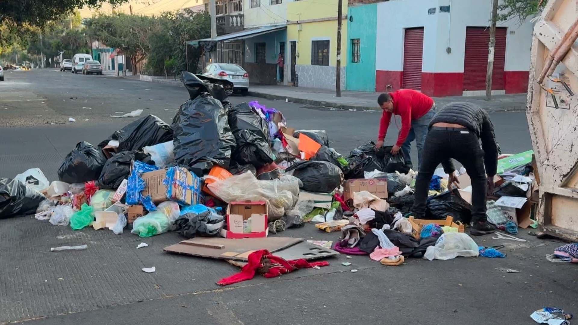 Bolsas de Plástico Persisten en Comercios y Calles de Jalisco Pese a Prohibición Gradual