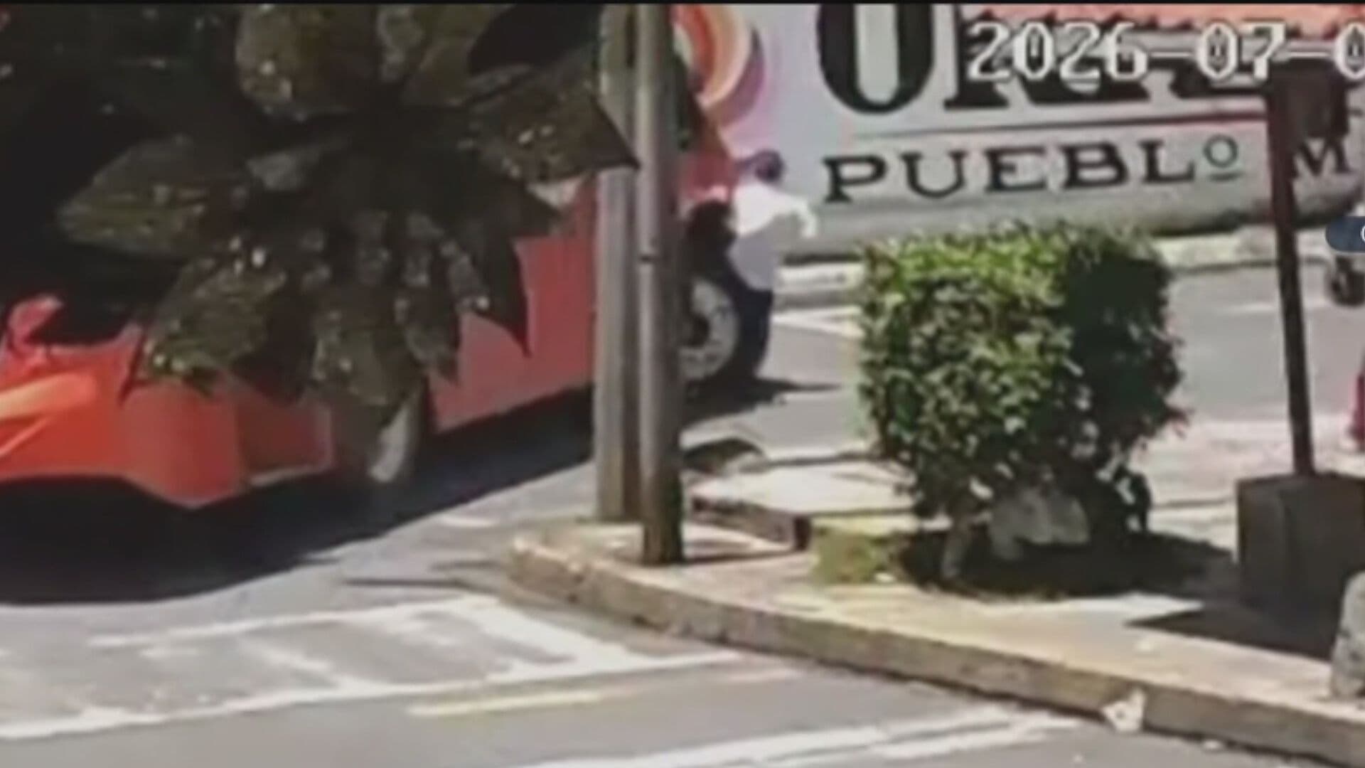 VIDEO: Autobús Arrolla a un Adulto Mayor en Orizaba, Veracruz