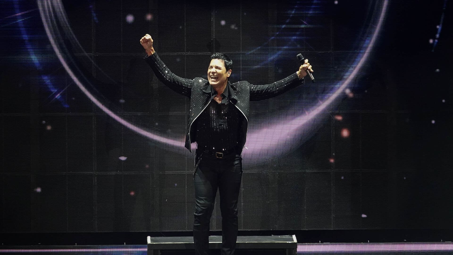 VIDEO: Chayanne Así Prepara Sorpresas para Conciertos en España