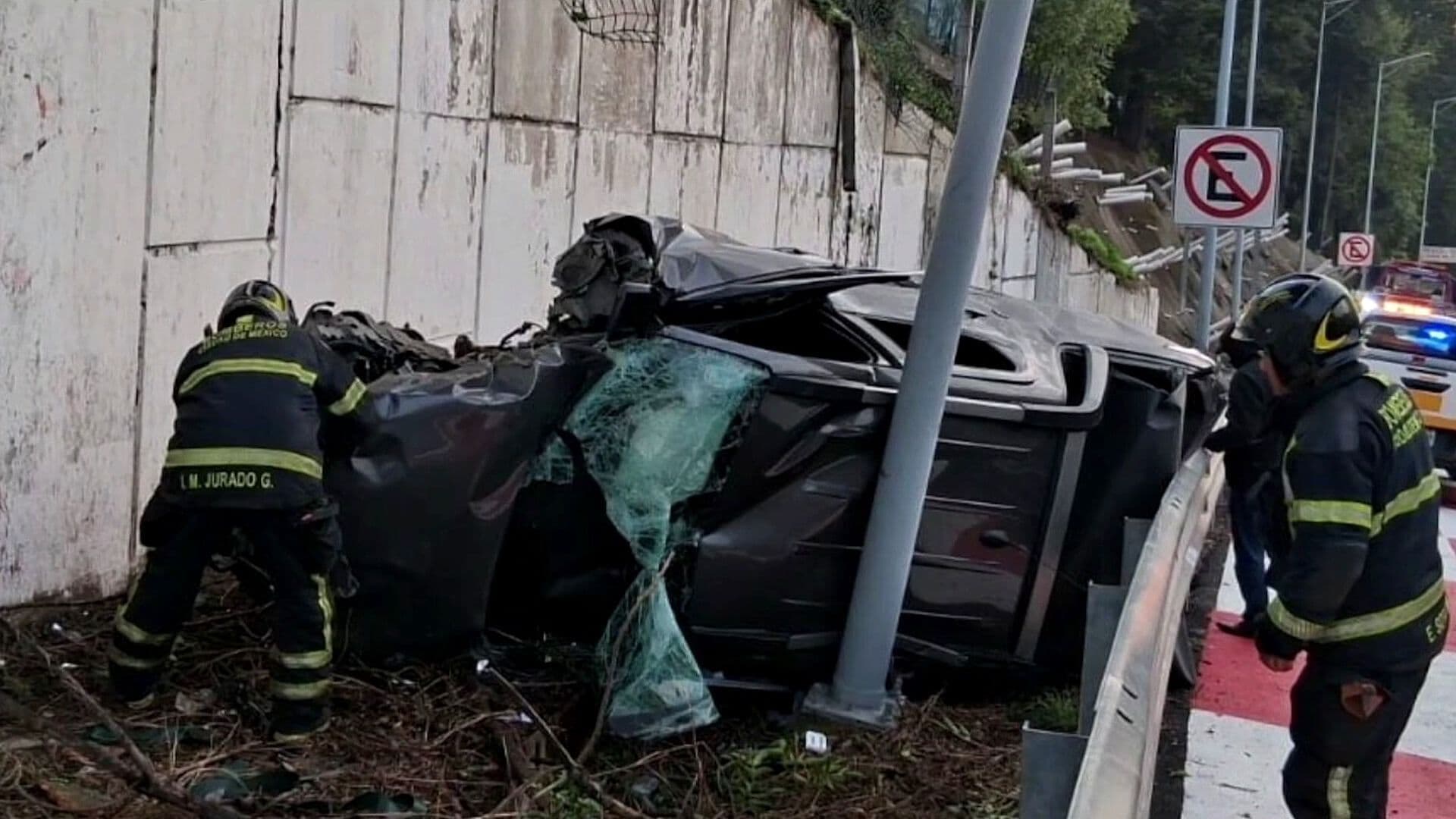 Vuelca Auto en la México-Toluca en Cuajimalpa; No Hubo Lesionados