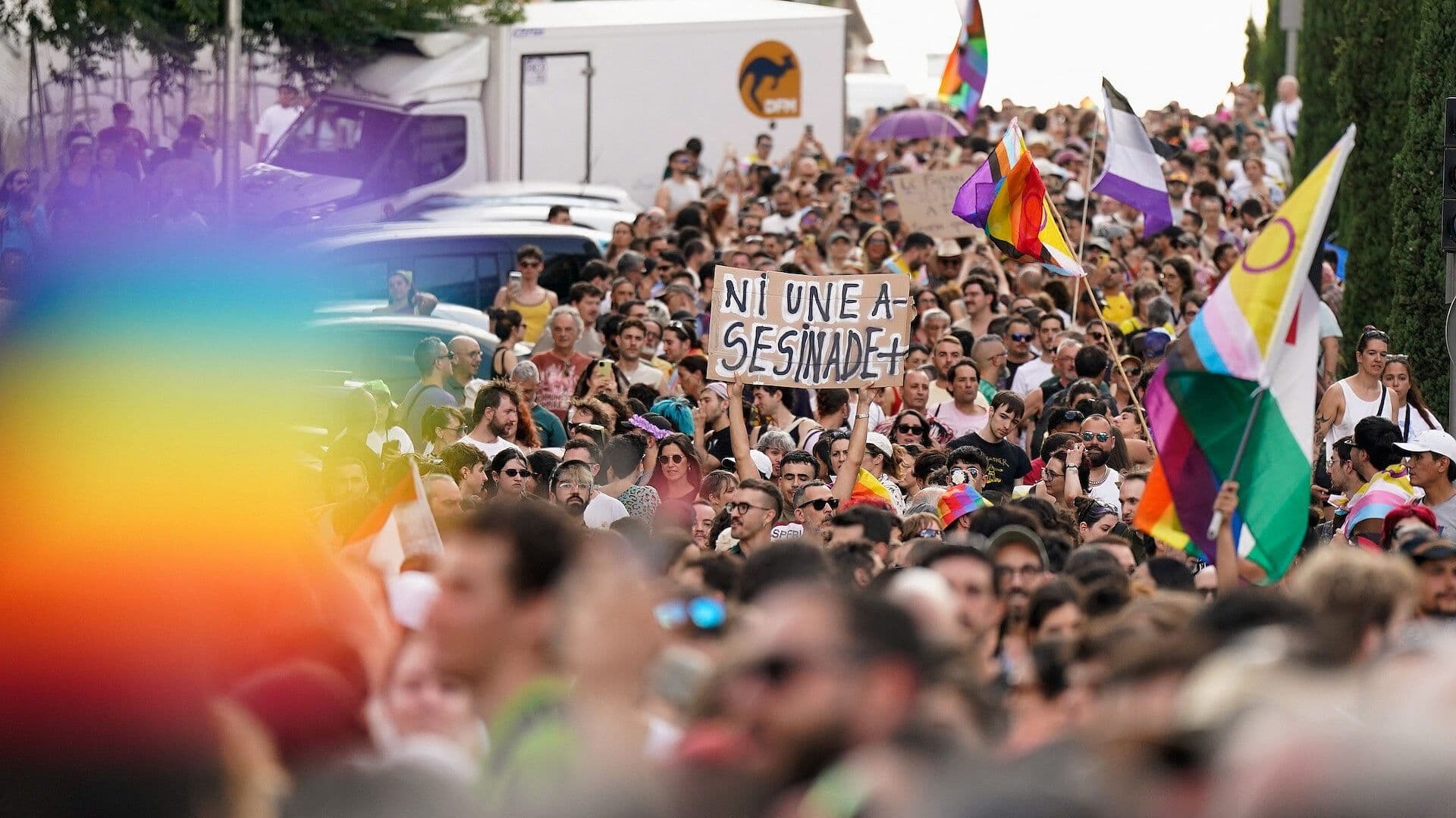 Marcha del Orgullo LGBTQ+ Reunió a Miles en Madrid, España