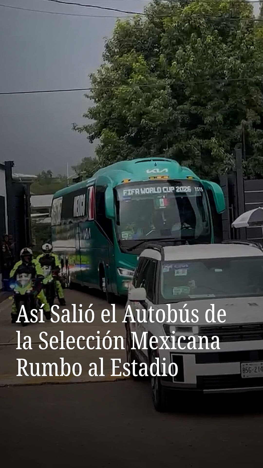 Sale Selección Mexicana Rumbo al Estadio Ciudad de México para Enfrentar a Inglaterra