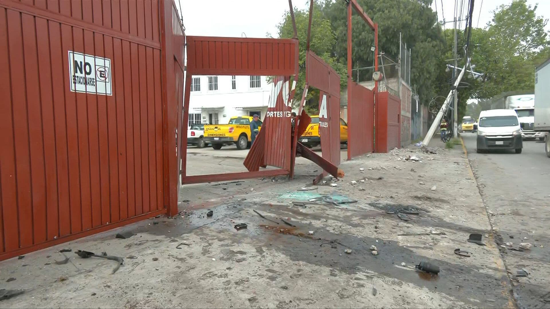 Choque en la López Portillo, en Tultitlán, Deja Dos Lesionados