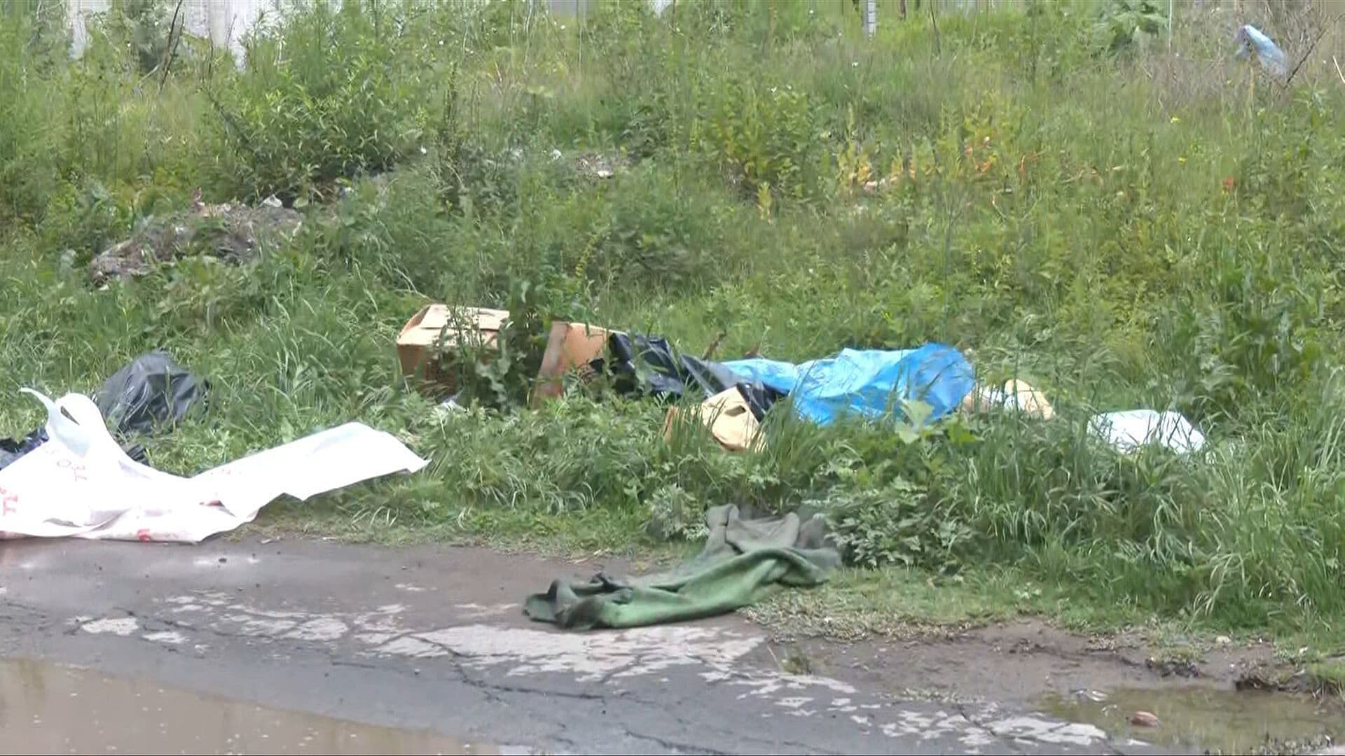 Hallan Cadáveres en Bolsas Negras en Lote Baldío de Chalco, Edomex