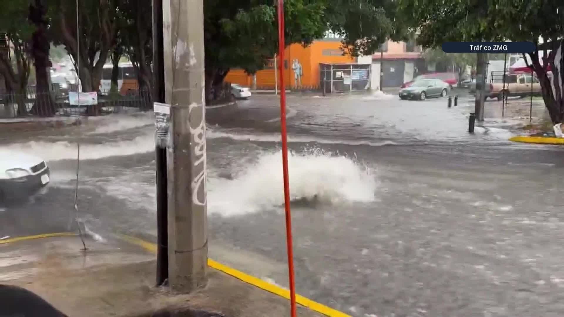 Múltiples Estragos Tras Fuerte Tormenta en Jalisco