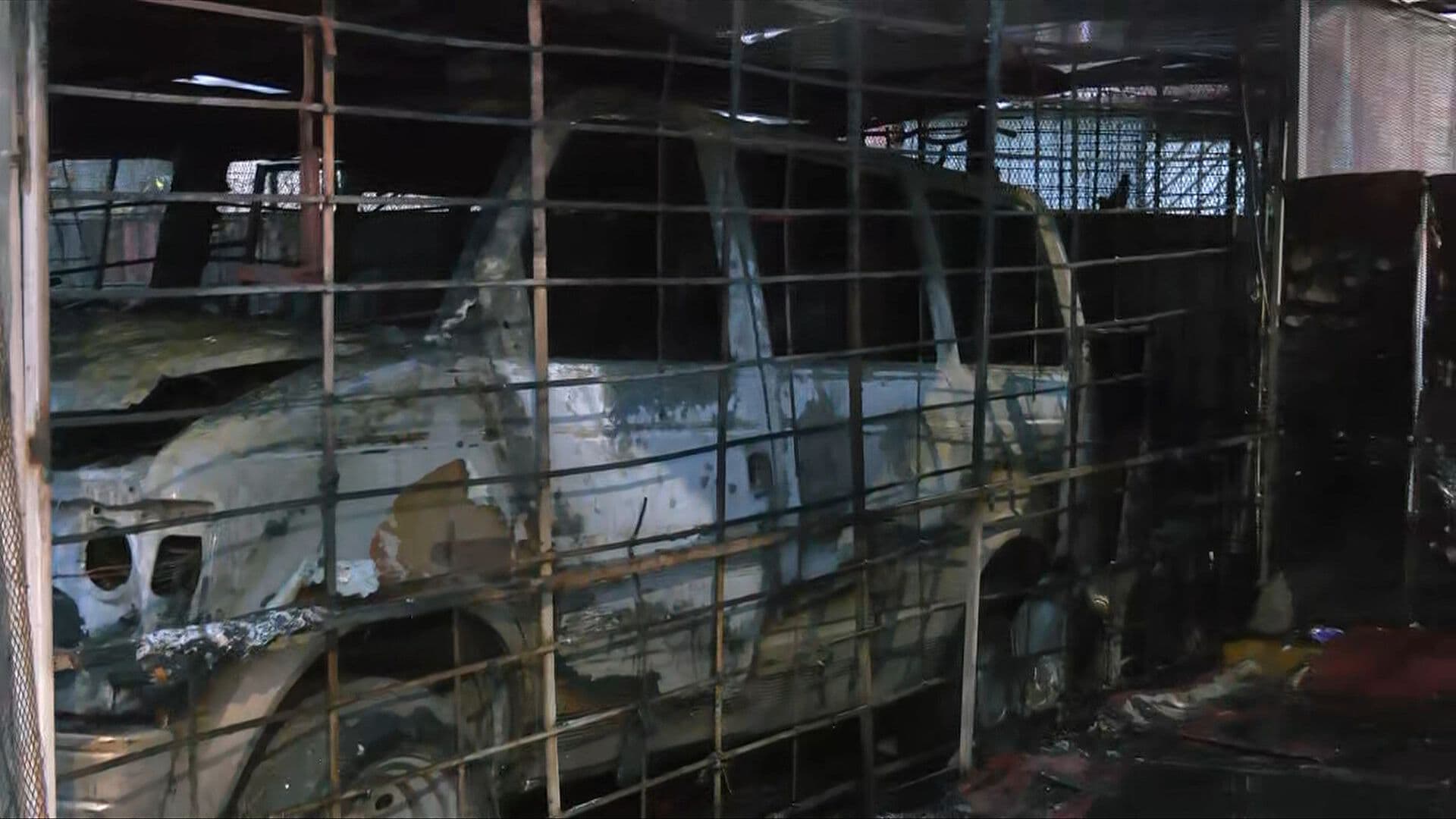 Incendio HOY en Tepito: Fuego Deja Tres Autos Destruidos y un Lesionado ¿Qué Pasó?