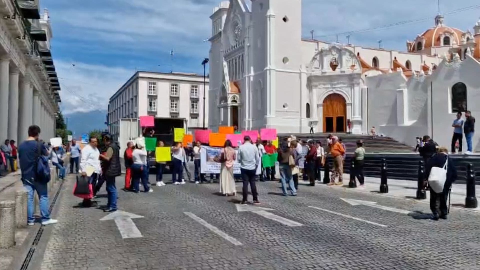 Presuntas Víctimas del Cartel Inmobiliario se Manifiestan en Xalapa Veracruz