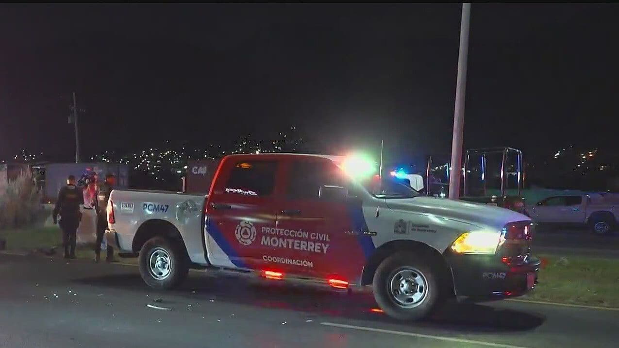 Deja un Lesionado Choque de Carro con Tráiler en Monterrey