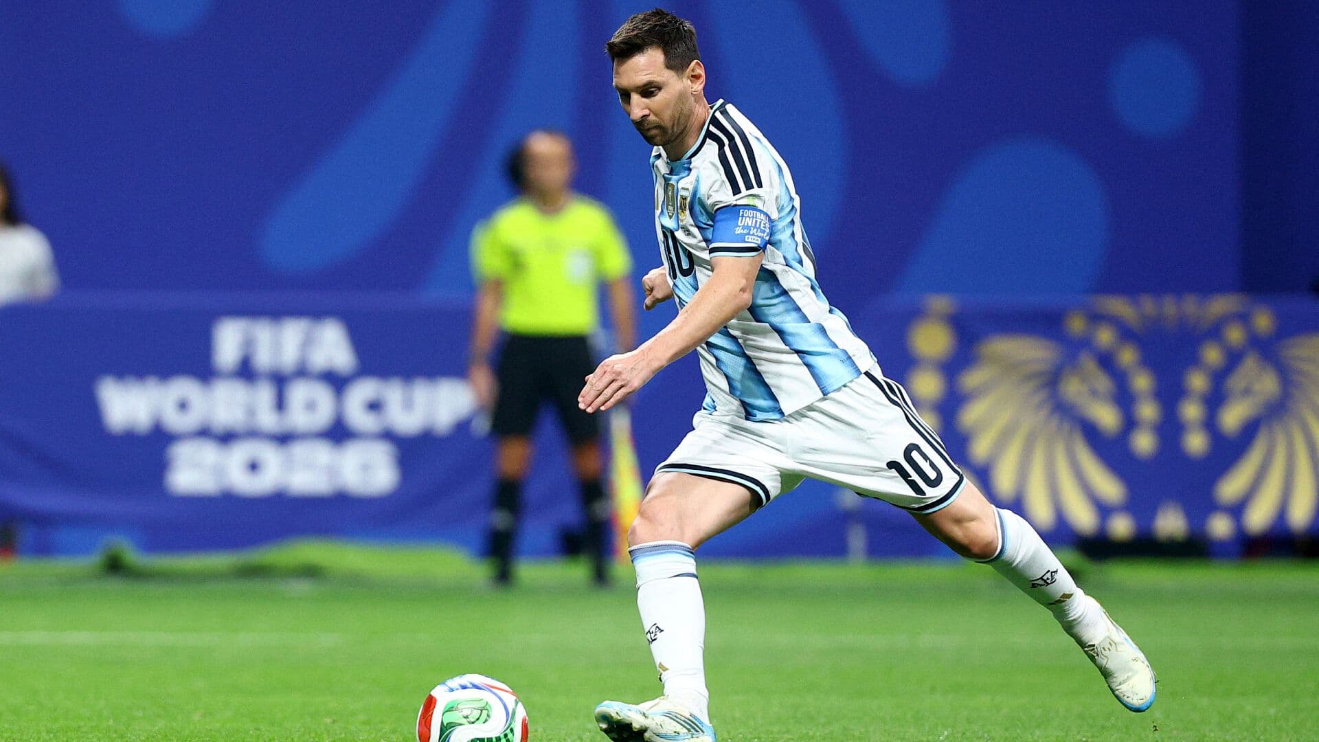 Argentina vs Egipto: Messi Falla Penal y Así Reaccionaron los Aficionados