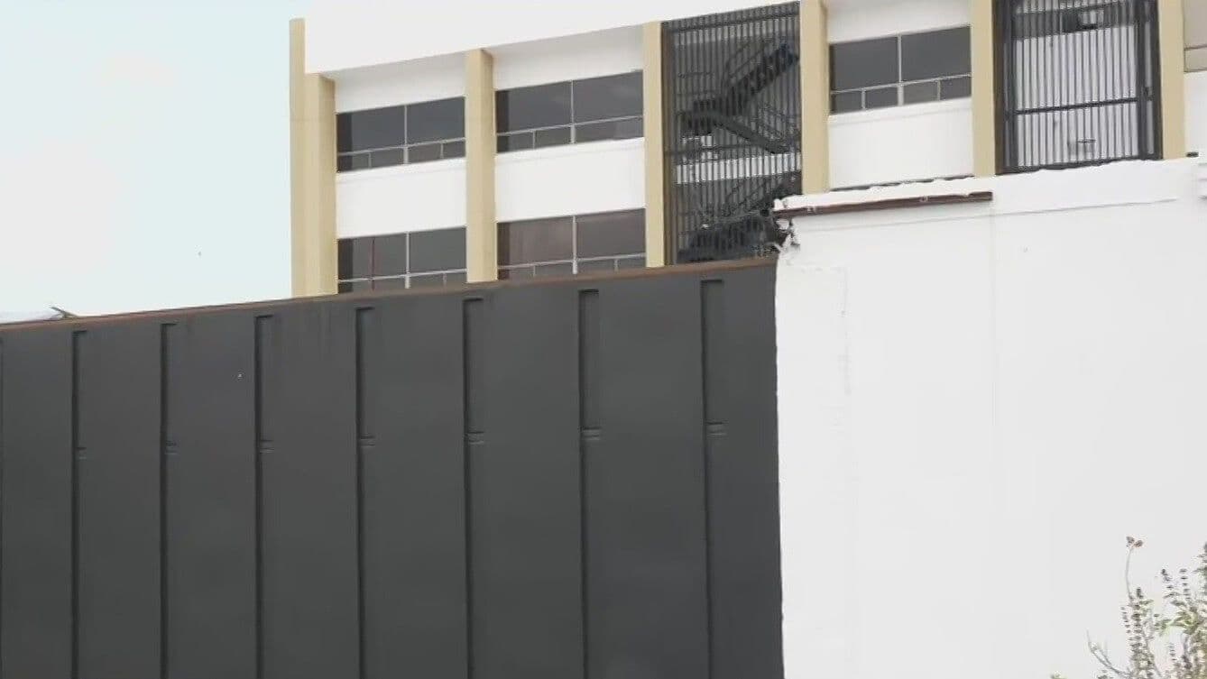 Investigan Muerte en Oficinas de Fomerrey