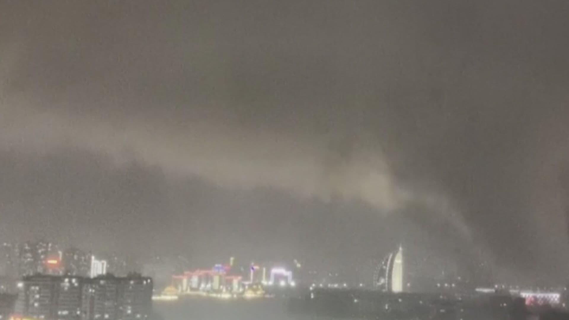 VIDEO: Momento Exacto de los Tornados Mortales en China