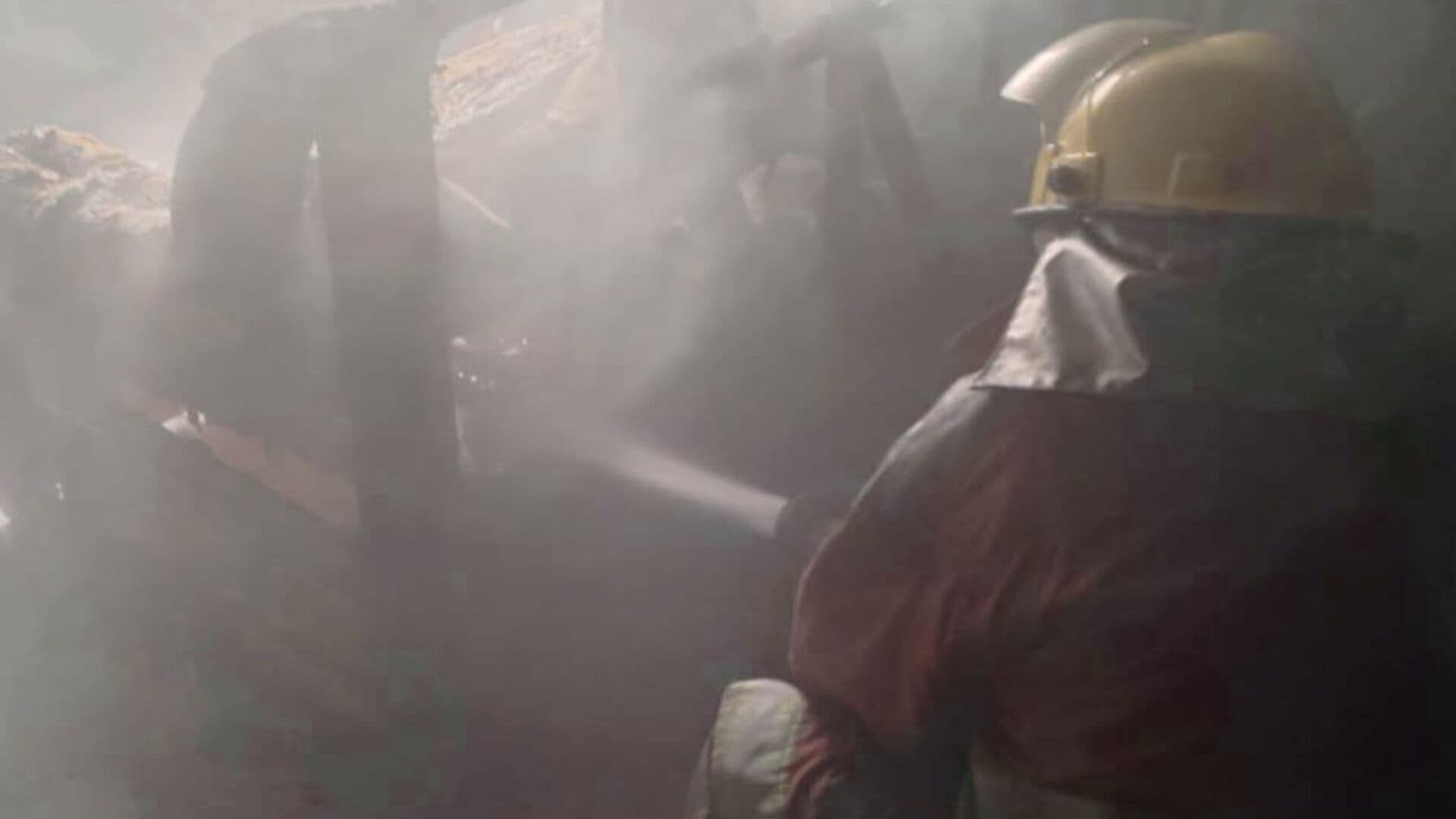 Incendio de Casa en Barrio del Calvario de Cuautlancingo Puebla Deja Severos Daños