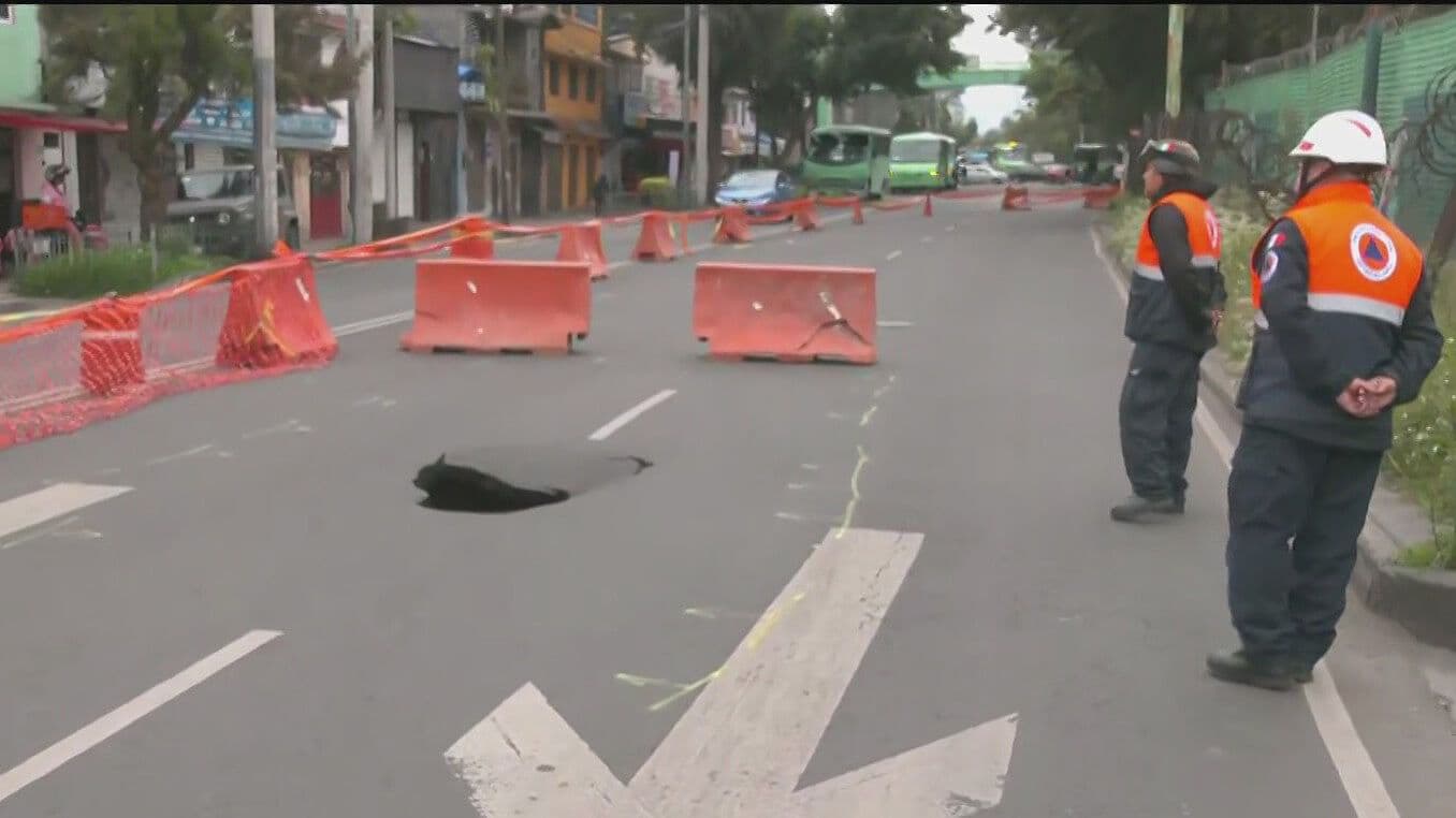 ¿Qué Pasó en Anillo Periférico Canala de Garay? Socavón Afecta Vialidad en Iztapalapa