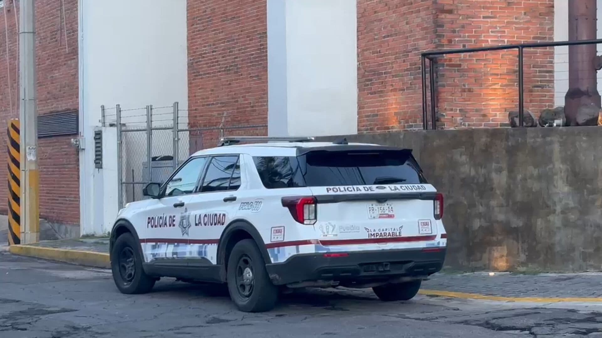 Delincuentes Intentaron Ingresar a Restaurante de Cortes de Carne en Avenida Juárez de Puebla