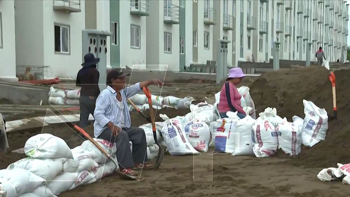 Lluvias Abren Socavón y Provocan Deslaves en Zona Habitacional de Veracruz