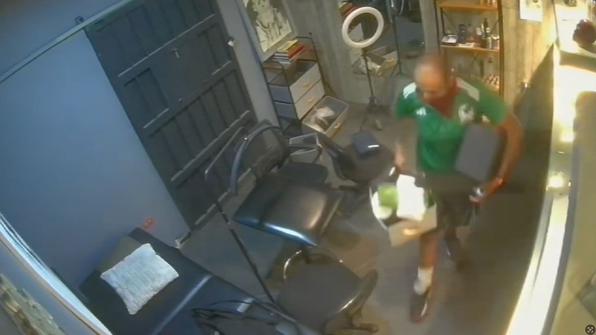 Video Robo Boquete en Estudio de Tatuajes del Barrio de Santiago en Puebla