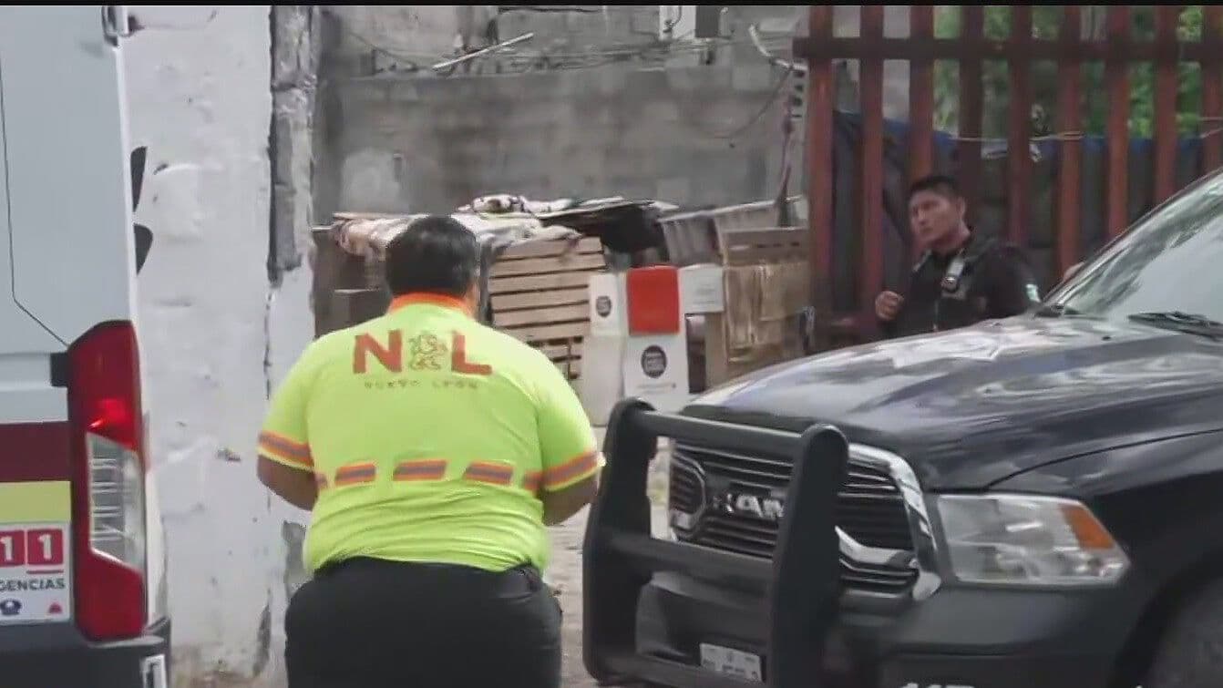 Investigan Muerte de Hombre en Terreno Baldío en Monterrey