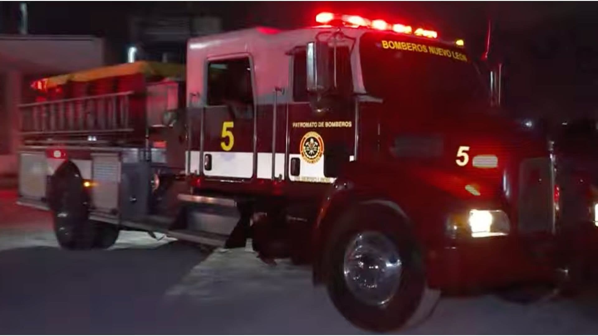 Explota Tanque de Diésel y Deja Dos Heridos en Empresan en Apodaca, NL