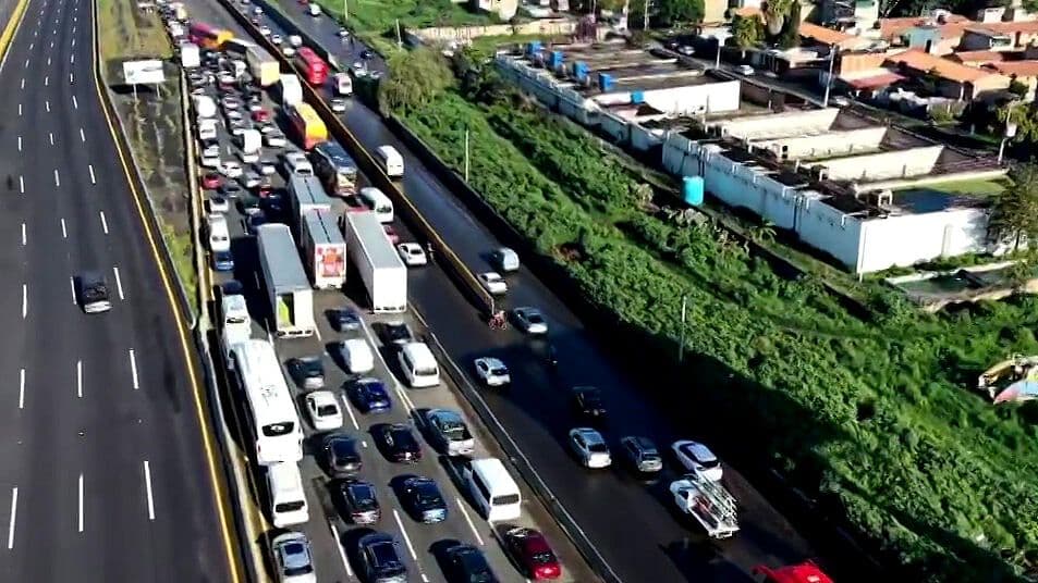 Así se Ve Dedes el Aire el Caos en la México Puebla por Fatal Accidente