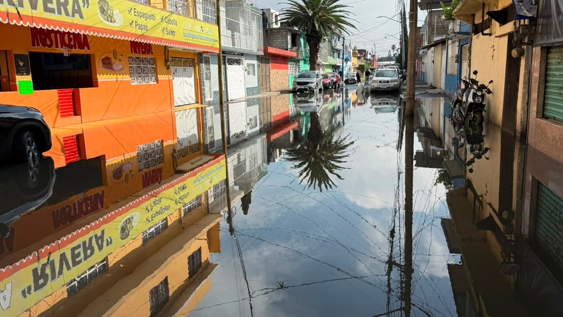 La GAM Amanece Inundada: Así se ven las Calles tras las Intensas Lluvias en CDMX