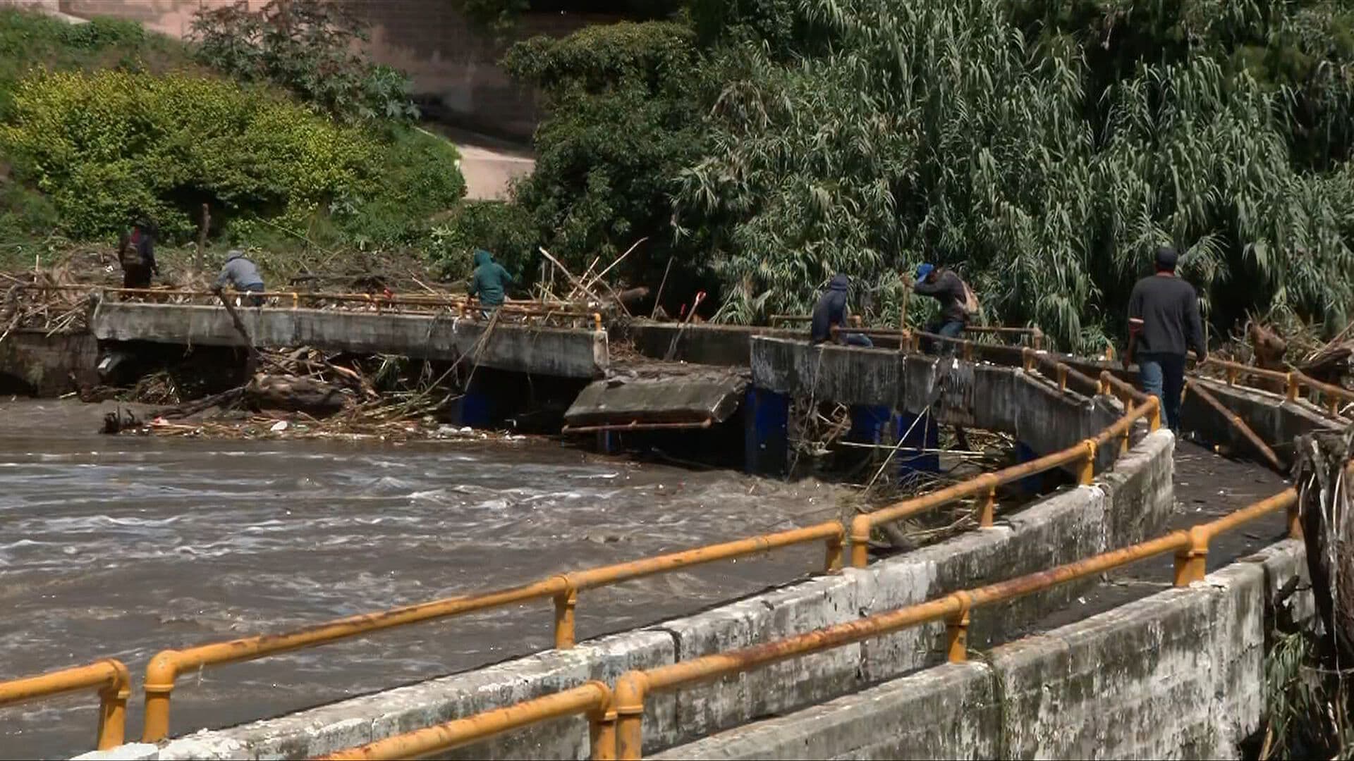 Lluvias Provocan Daños en Puente de Lomas de Angelópolis, en Puebla