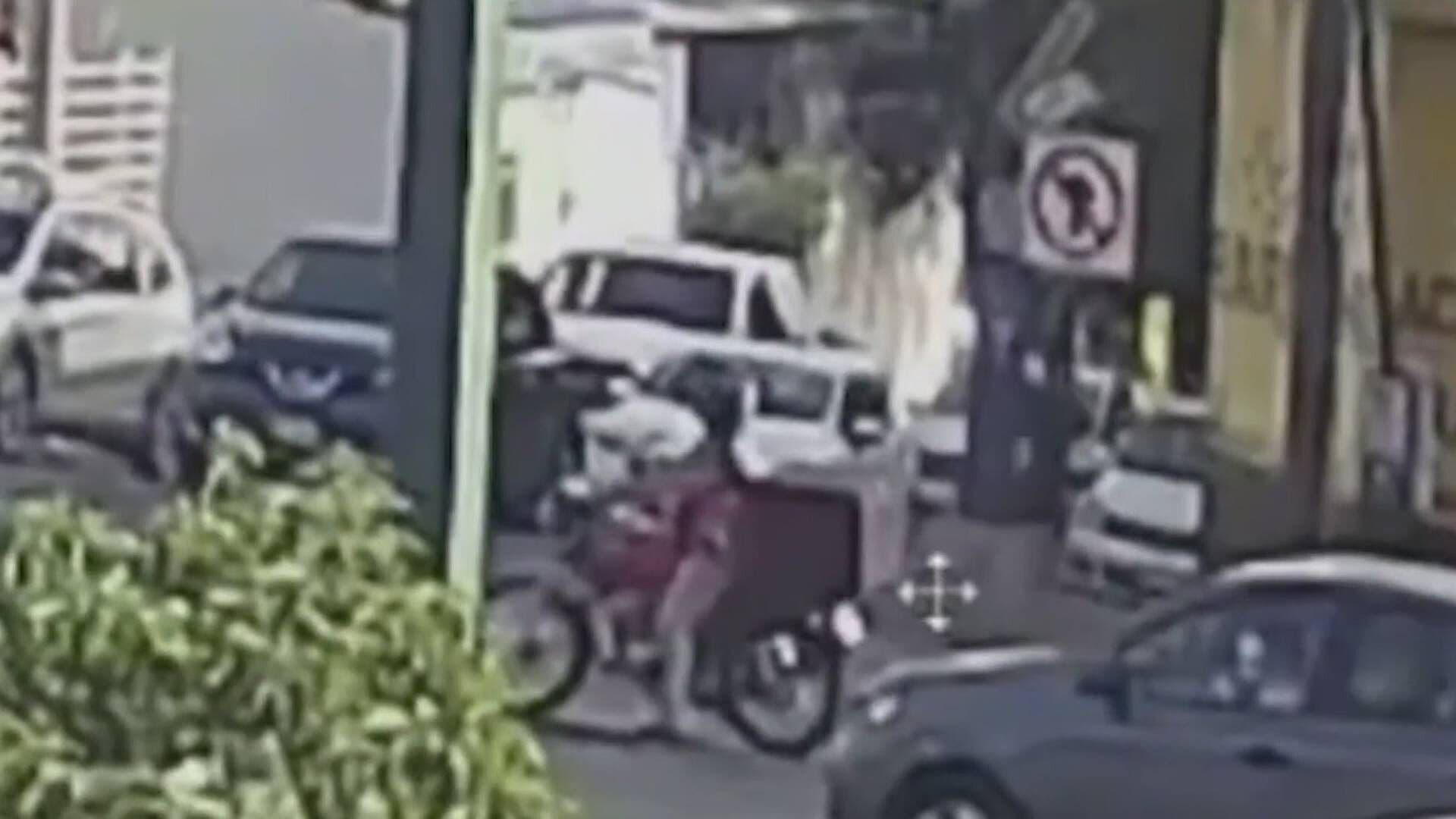 Cae Hombre con Moto Robada en Col. Villa Popular en Guadalupe