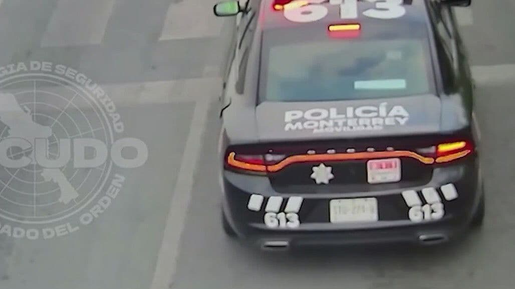 Apoya Agente de Tránsito de Monterrey a Familia para que Lleguen a Hospital