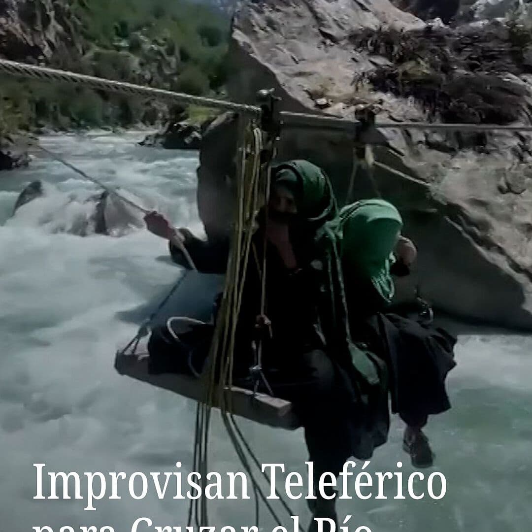 Improvisan Teleférico Para Cruzar el Río