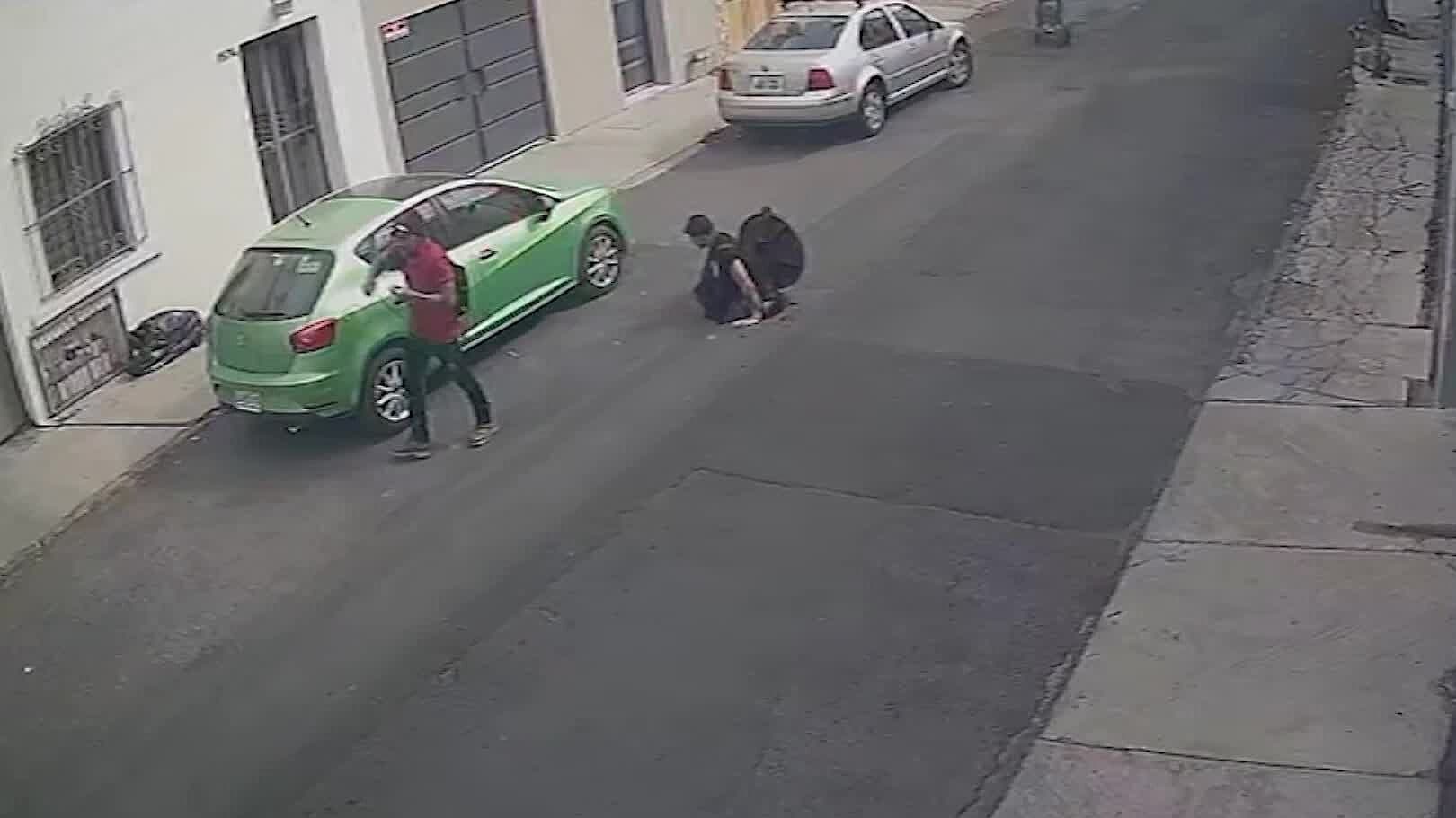 Captan a Personas Armadas Saliendo de las Alcantarillas de Guadalajara