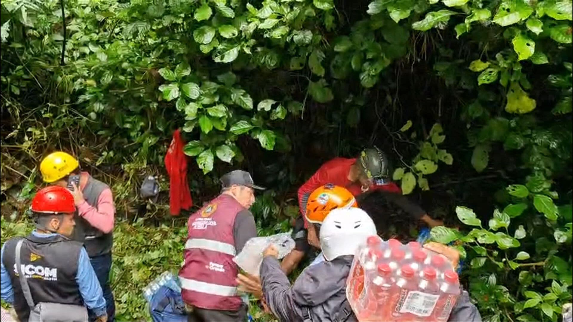 Suspenden Trabajos de Rescate de 3 Cuerpos que Permanecen Dentro de Gruta en Cuetzalan, Puebla