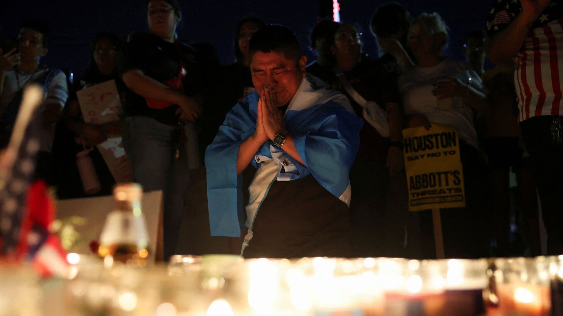 Estos Son los 17 Mexicanos que Han Muerto Bajo Custodia o en Operativos del ICE